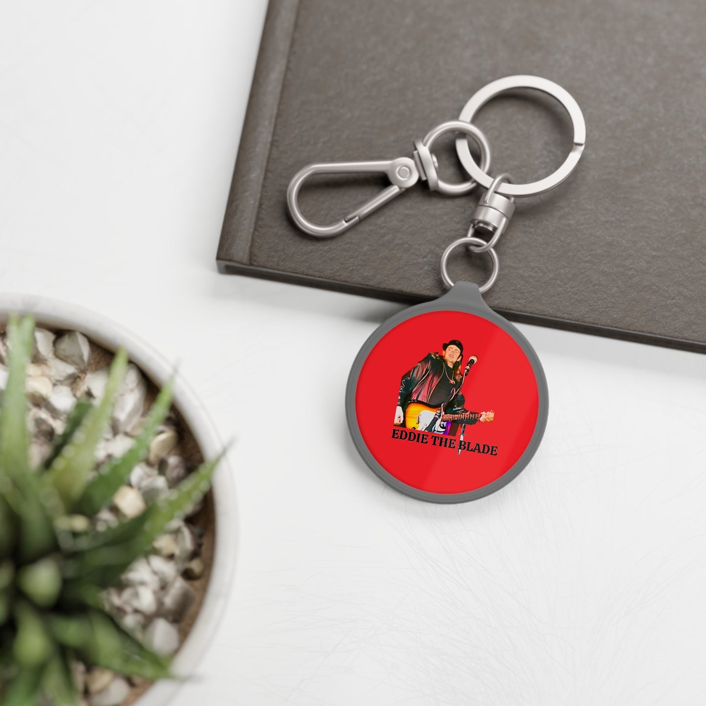 EDDIE the blade round key chain w/photo/logo (red)